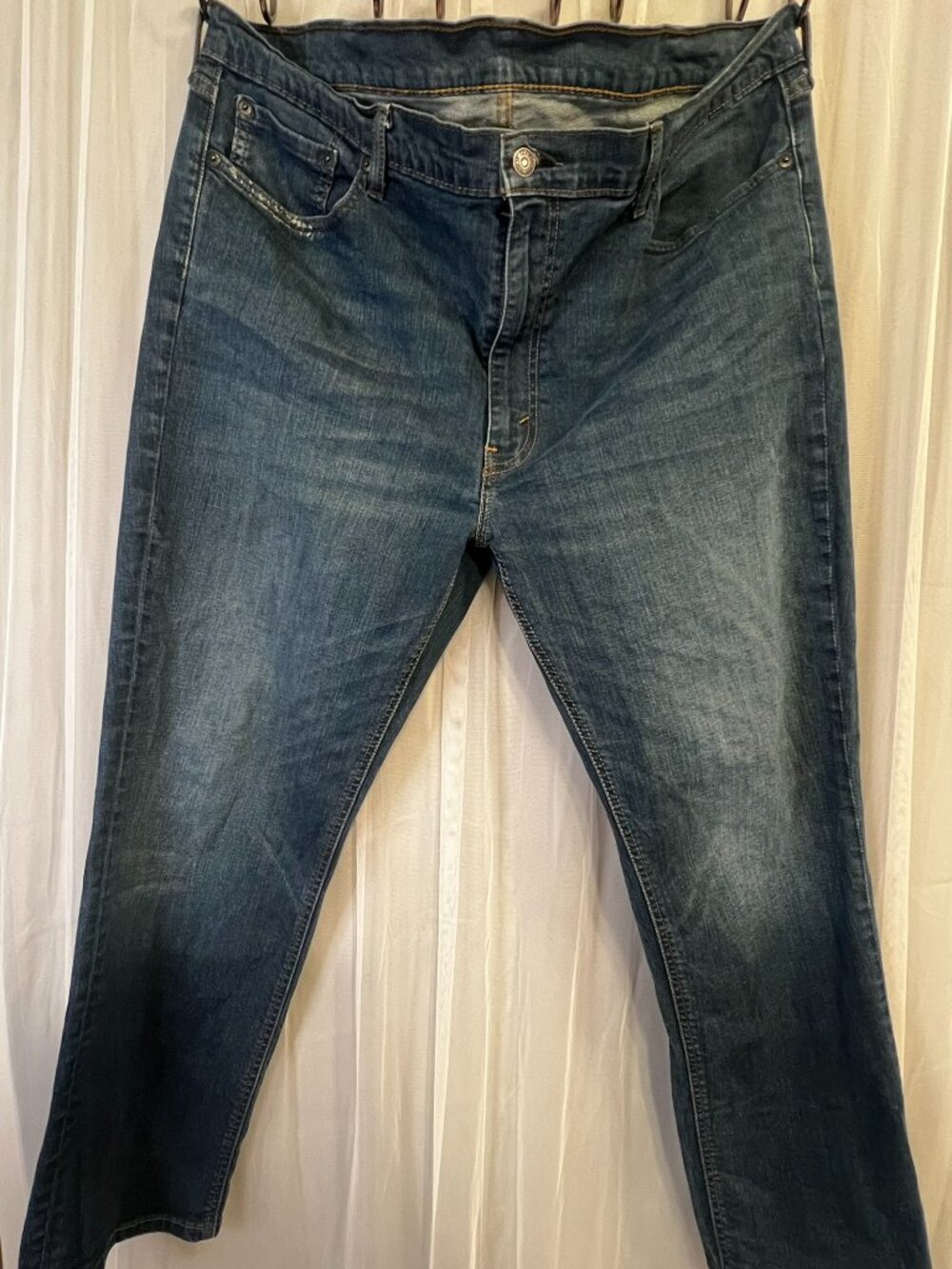 Men's 42x30 Levi's 541 Athletic Taper Stretch Jeans